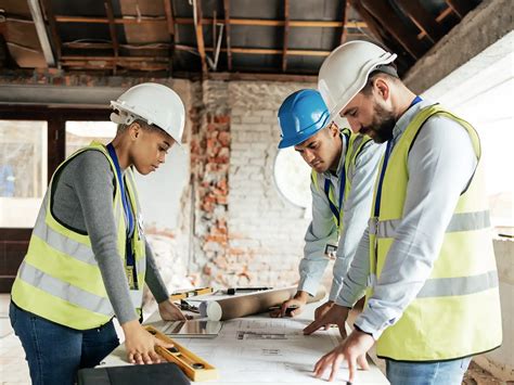 what is a project manager in construction