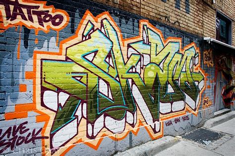 what is a tag in graffiti art