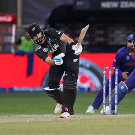 what is a wicket in cricket scoring