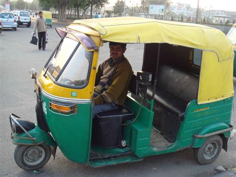 what is an auto rickshaw