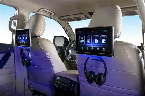 what is an entertainment system in a car