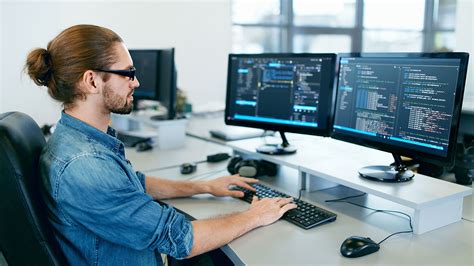 what is computer software engineering all about