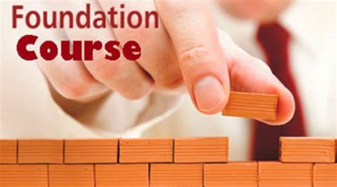 what is foundation course in university