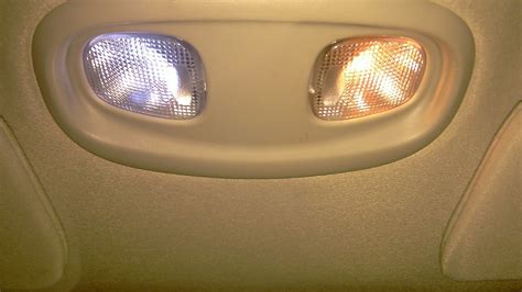 what is map lamp in car