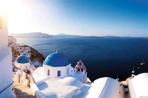 what is santorini like in october