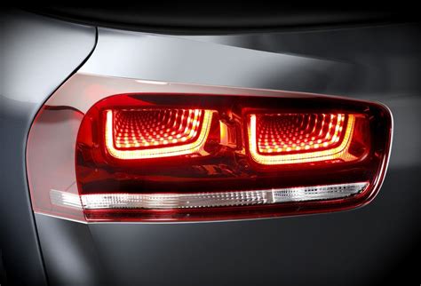 what is the tail light in a car