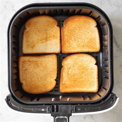 what setting do you use to toast bread in an air fryer