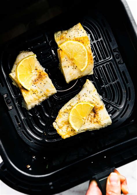 what temperature should i air fry fish fillets