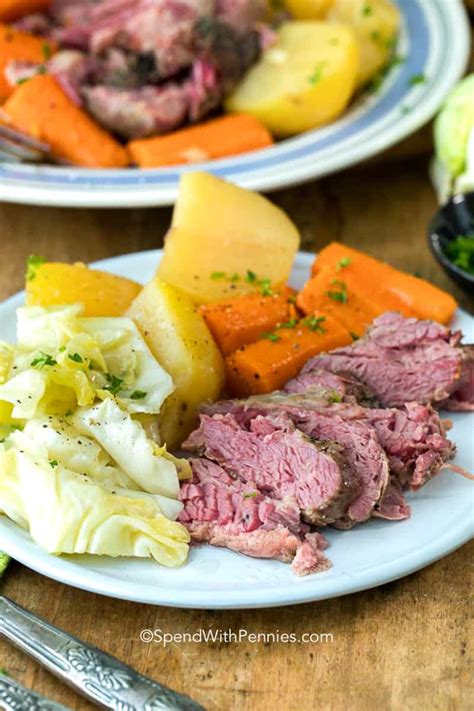 what to serve with corned beef cabbage and potatoes