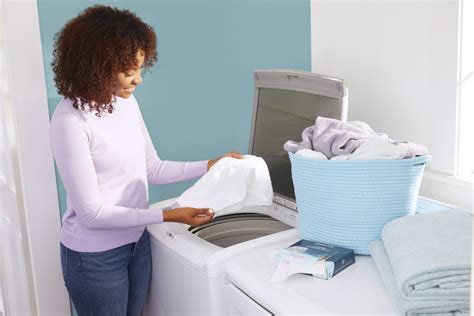 what to wash sheets on