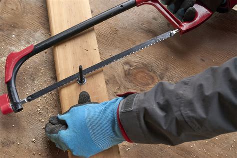 when to use a hacksaw
