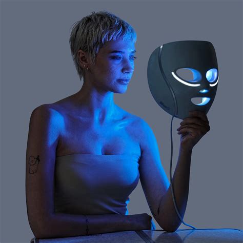 when to use led face mask in routine
