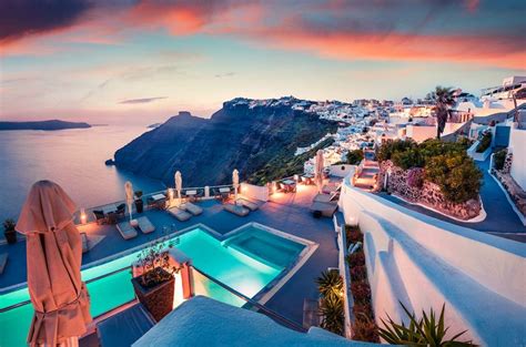 where to stay in santorini for couples