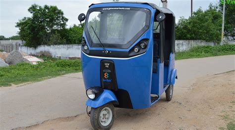 which is best auto rickshaw