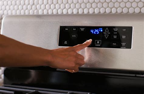 whirlpool microwave f2 e1 error code