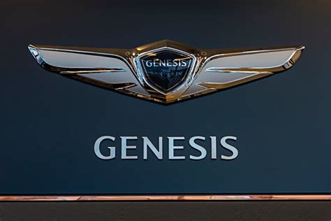 who is the maker of the genesis automobile