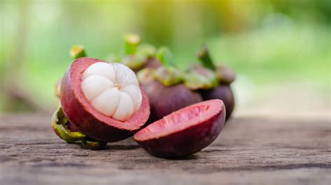 who should not take mangosteen