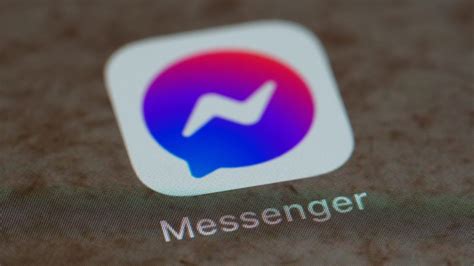 why does messenger keep crashing on my phone