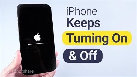why does my iphone torch keep turning on