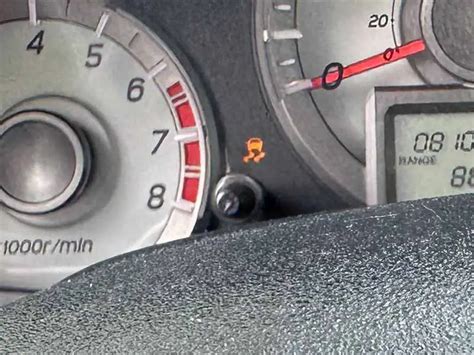 why does the traction control light comes on when accelerating