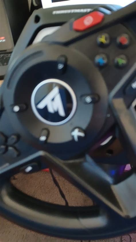 why is my thrustmaster not working ps4