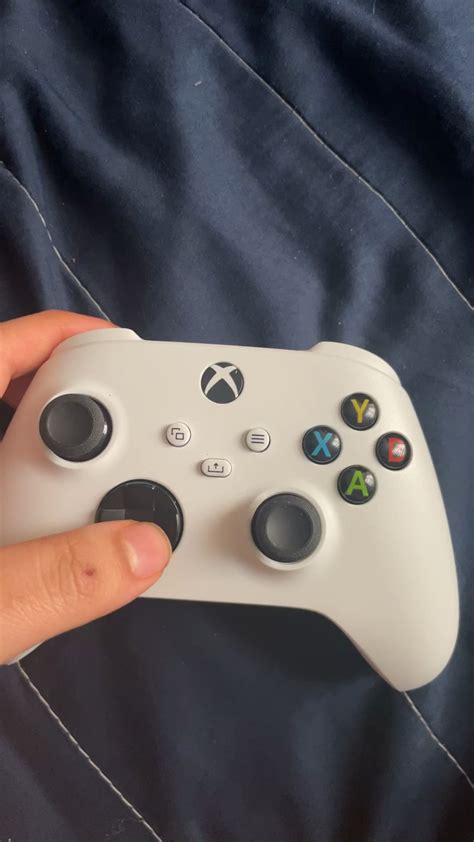 why is my xbox controller connect button not working