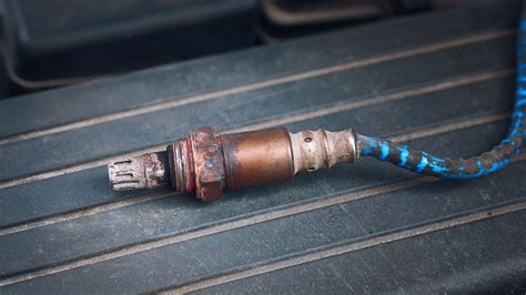 will a bad o2 sensor cause transmission problems
